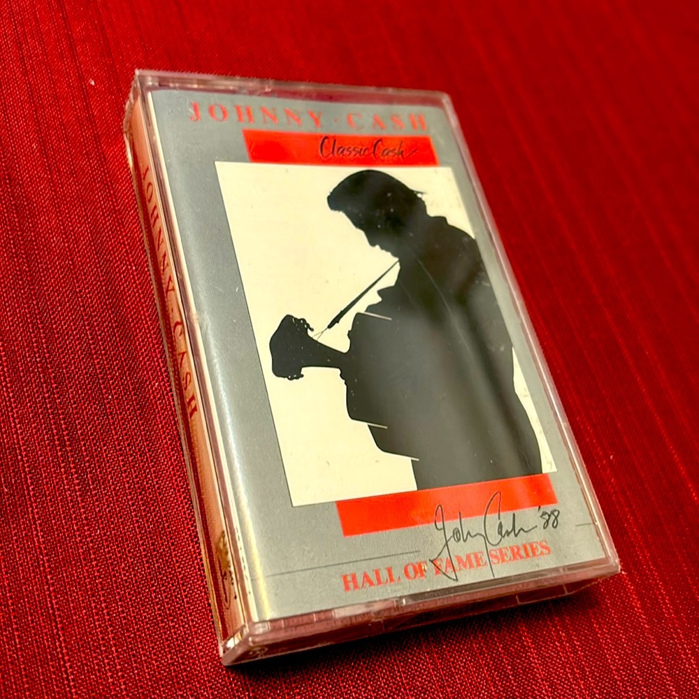 JOHNNY CASH - CLASSIC CASH/HALL OF FAME SERIES- cassette